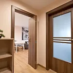 Academy Apartment *