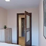 Apartment Academy *